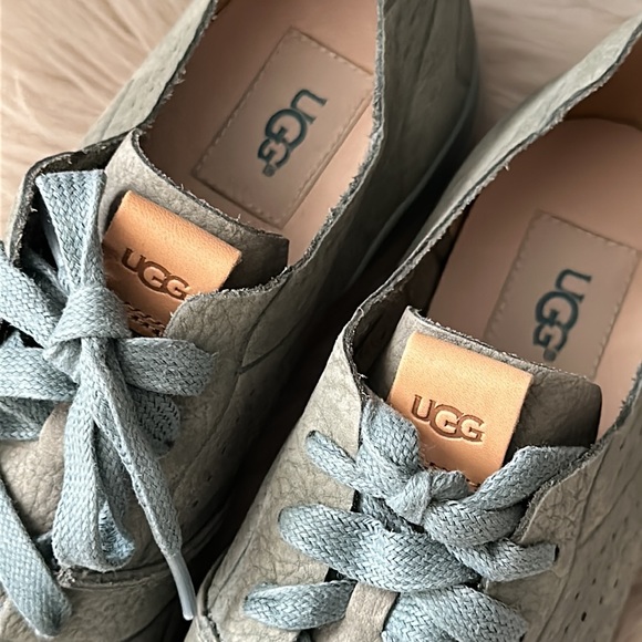 UGG TYE - Picture 6 of 9